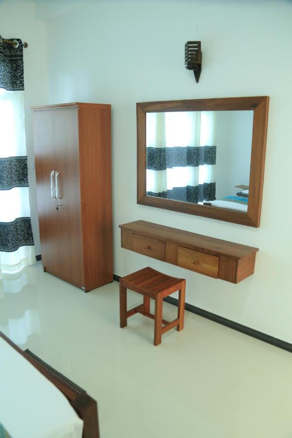 Sri Villa Rest 希克杜沃 外观 照片