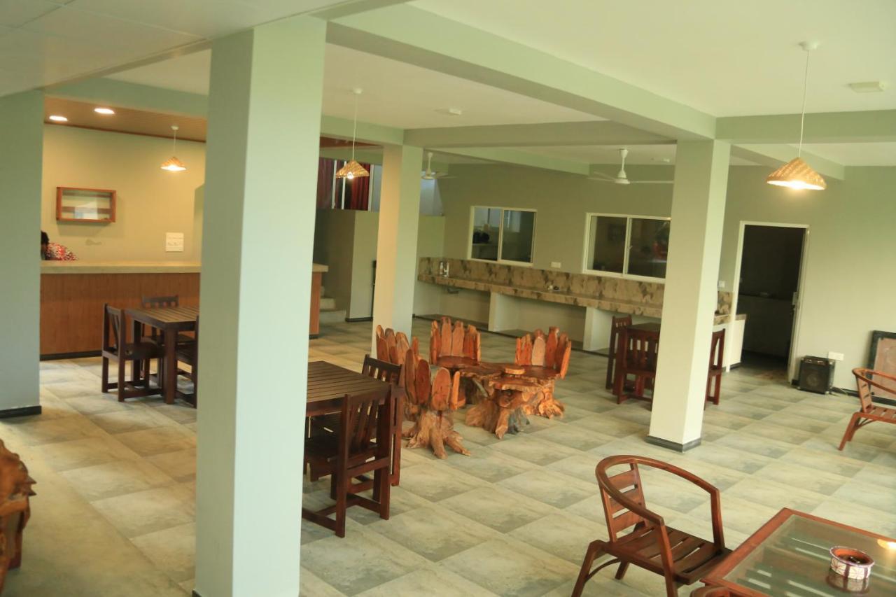 Sri Villa Rest 希克杜沃 外观 照片