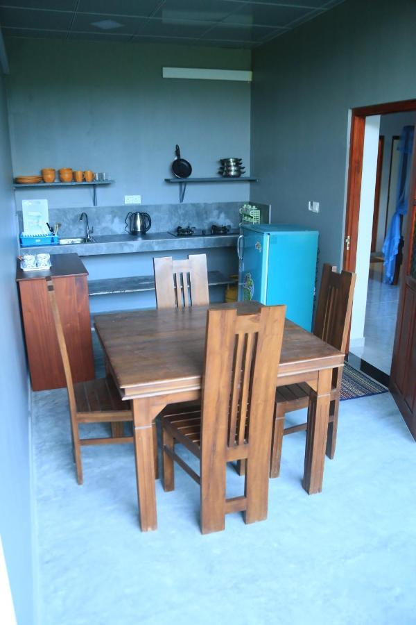 Sri Villa Rest 希克杜沃 外观 照片